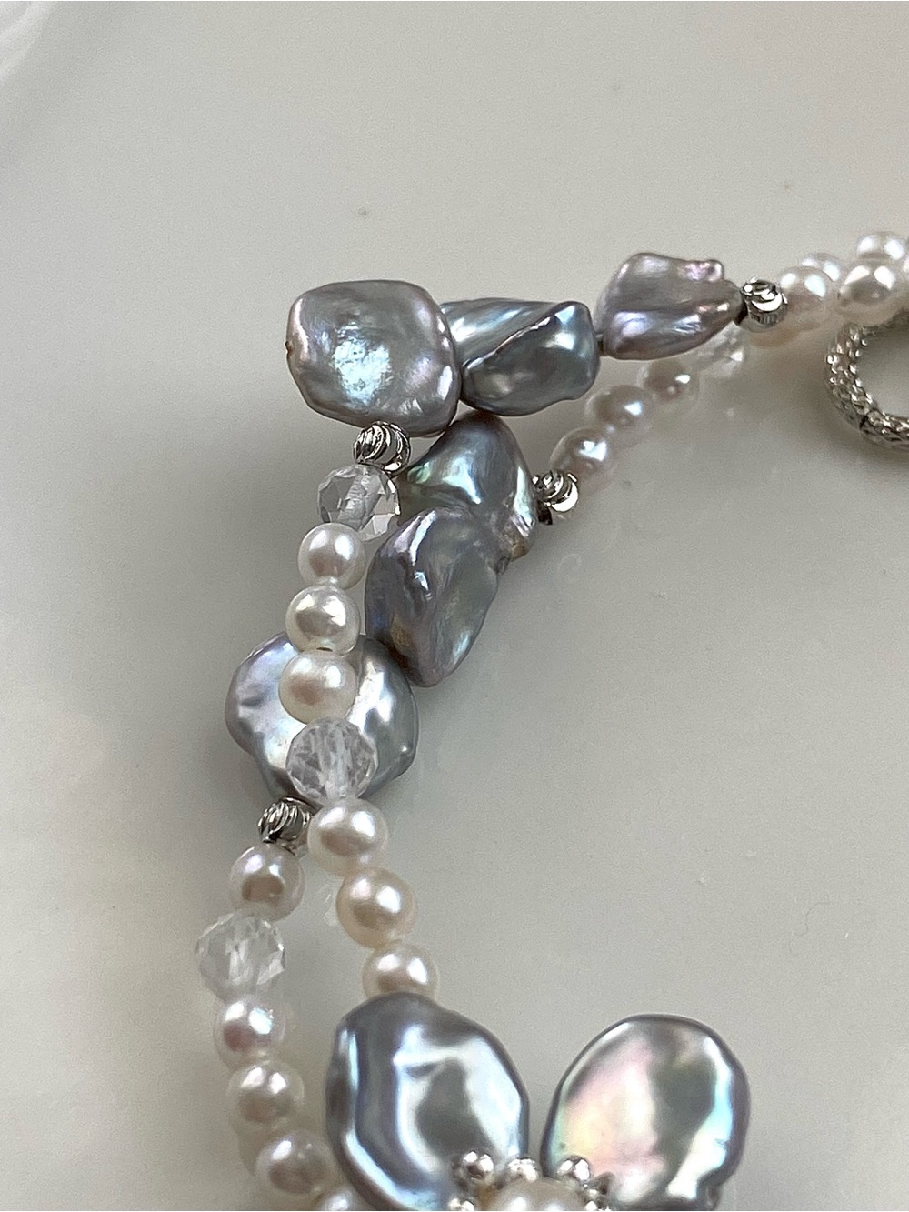B182-Handmade High Quality Petal Pearl Flowrer And Baby Pearl Braided Bracelet - Picture 9 of 12